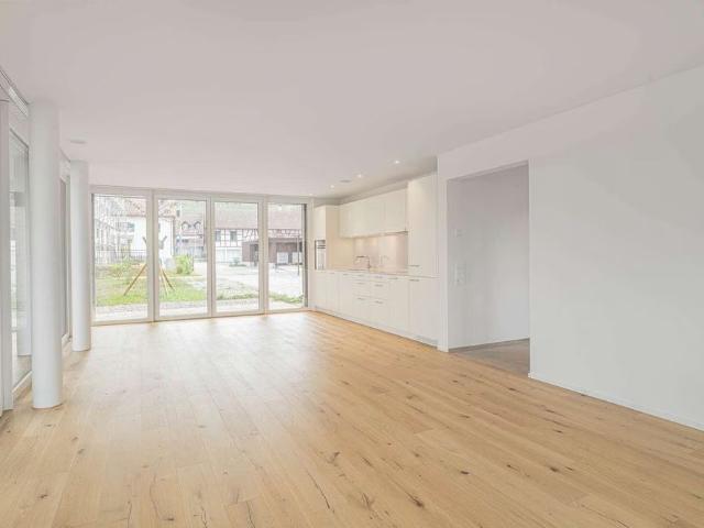 2.5 Zimmer, 75 m², EG