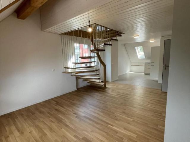 2.5 Zimmer, 76 m², 3. Stock