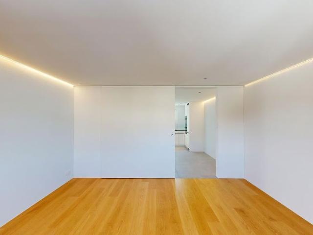 2.5 Zimmer, 76 m², 1. Stock