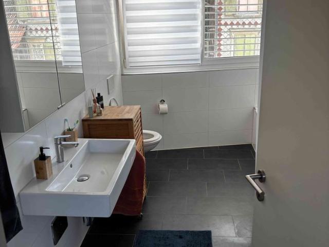 2.5 Zimmer, 76 m², 1. Stock