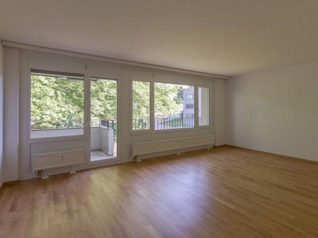 2.5 Zimmer, 76 m², 1. Stock