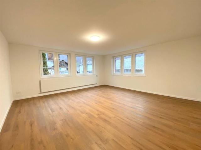 2.5 Zimmer, 76 m², 2. Stock