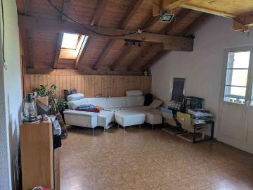 Sachseln, Obwalden - Parkplatz, Balkon