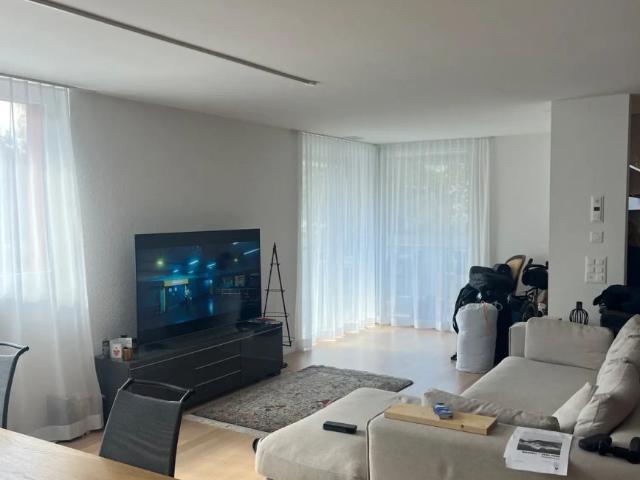 2.5 Zimmer, 77 m²