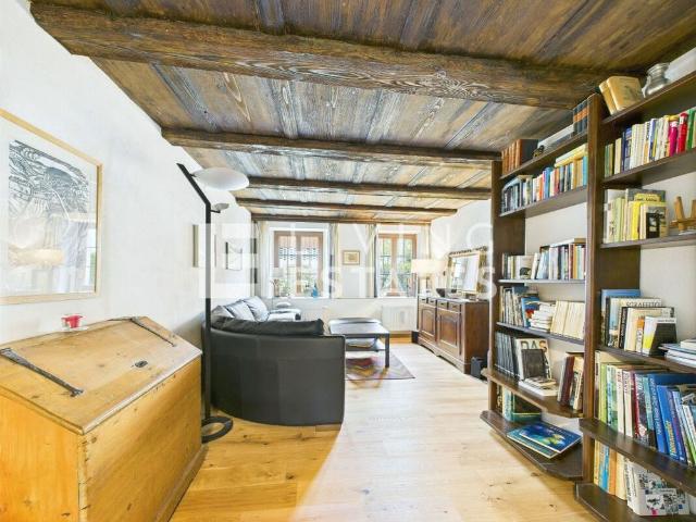 2.5 Zimmer, 77 m², EG