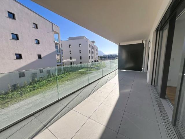 2.5 Zimmer, 78 m², 1. Stock