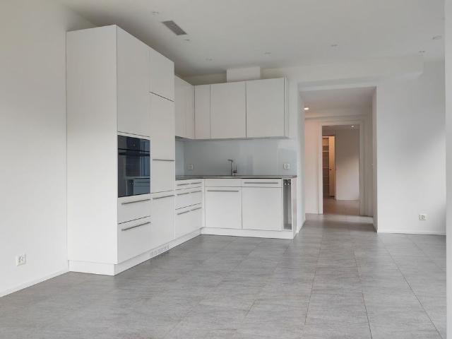 2.5 Zimmer, 78 m², EG