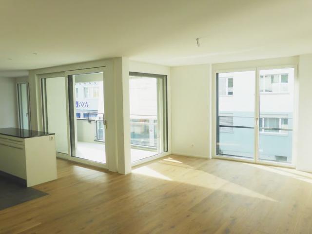 2.5 Zimmer, 79 m², 1. Stock