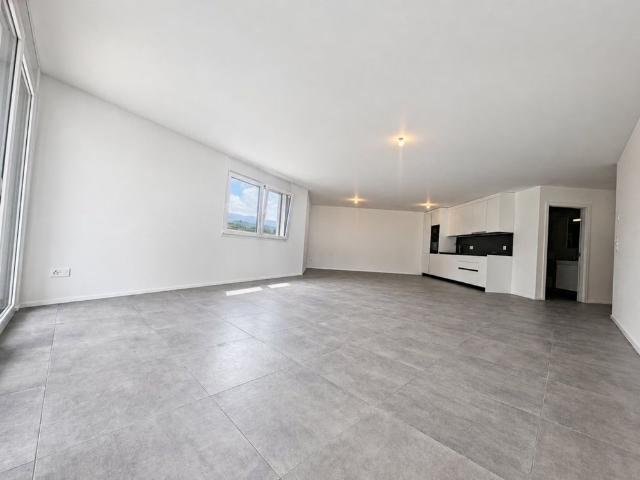2.5 Zimmer, 79 m², 2. Stock