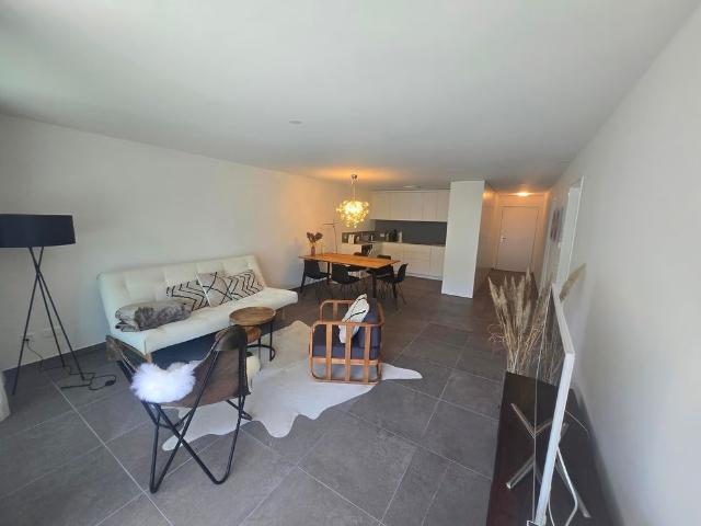 2.5 Zimmer, 79 m², 2. Stock