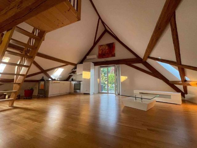 2.5 Zimmer, 79 m², 2. Stock