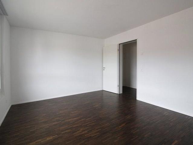 2.5 Zimmer, 70 m², 3. Stock