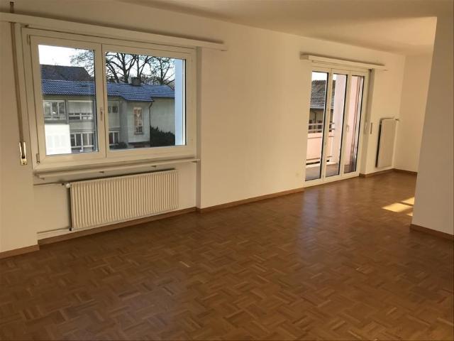 2.5 Zimmer, 70 m², 2. Stock