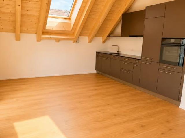 2.5 Zimmer, 70 m², 2. Stock