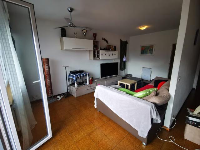 2.5 Zimmer, 70 m², 2. Stock
