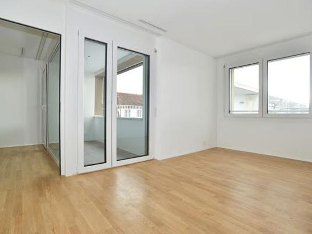 2.5 Zimmer, 70 m², 2. Stock