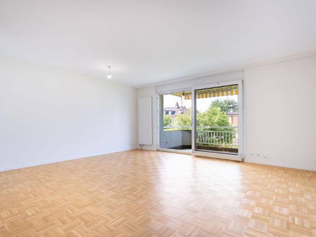 2.5 Zimmer, 70 m², 2. Stock