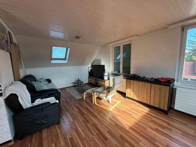 2.5 Zimmer, 70 m², 2. Stock