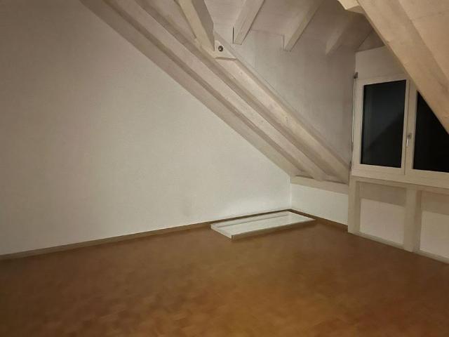 2.5 Zimmer, 70 m², 2. Stock