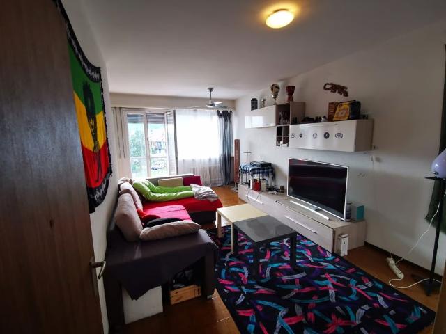 2.5 Zimmer, 70 m², 2. Stock
