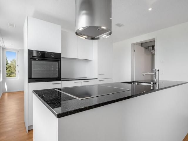 2.5 Zimmer, 70 m², 2. Stock