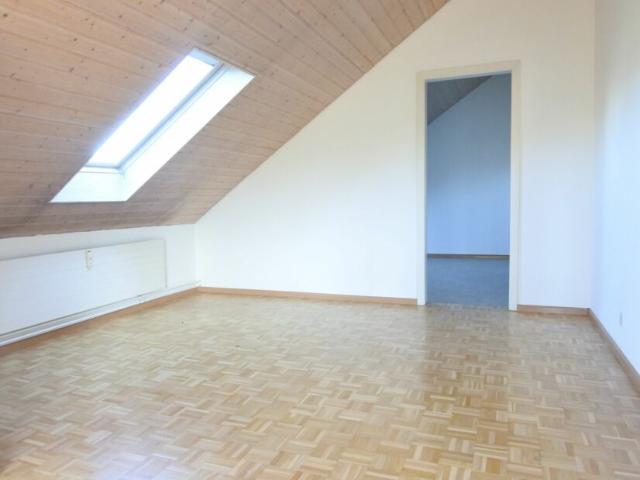 2.5 Zimmer, 70 m², 4. Stock