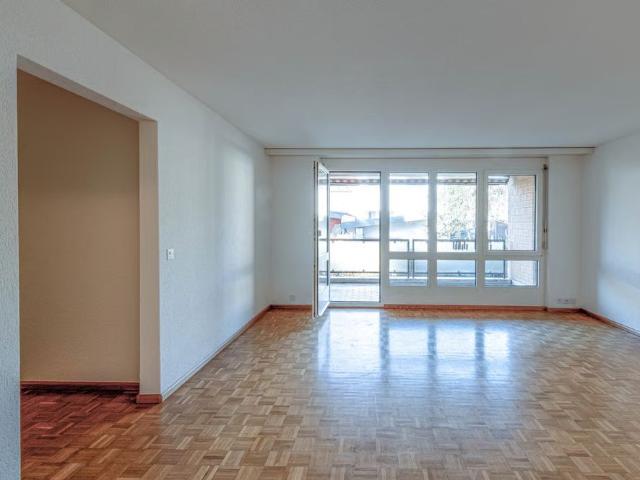2.5 Zimmer, 71 m², 1. Stock