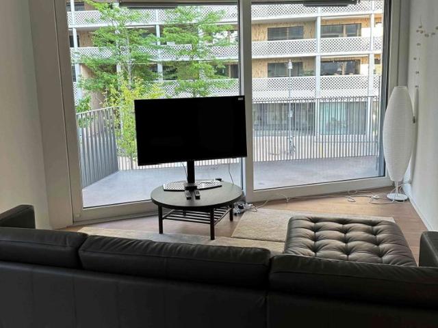 2.5 Zimmer, 72 m², 1. Stock