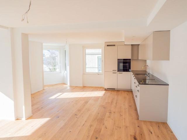 2.5 Zimmer, 72 m², 2. Stock