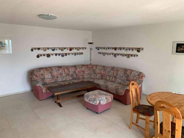 2.5 Zimmer, 72 m², EG