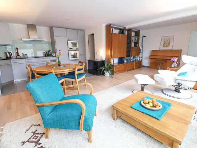 2.5 Zimmer, 72 m², EG