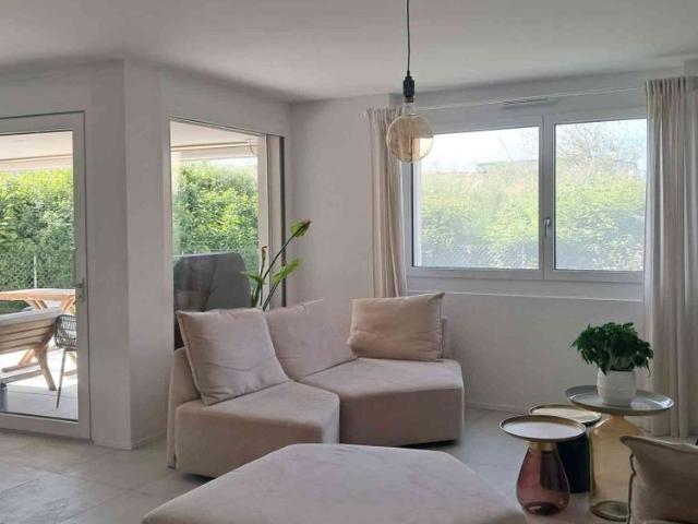 2.5 Zimmer, 84 m², EG