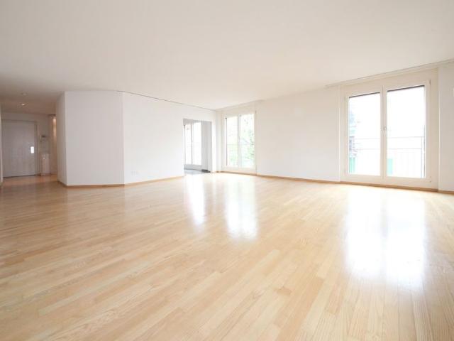 2.5 Zimmer, 85 m², 1. Stock