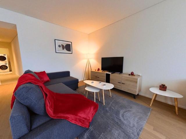 2.5 Zimmer, 85 m², 2. Stock