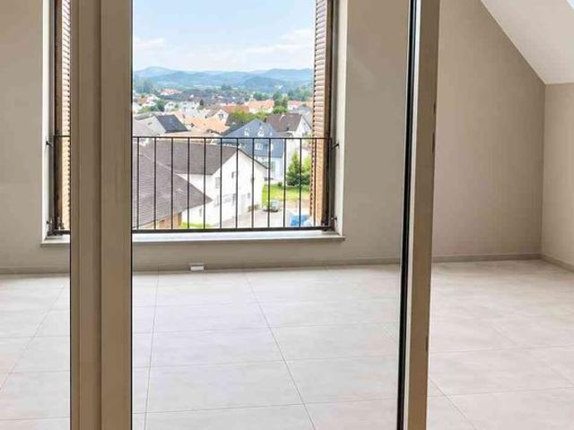 2.5 Zimmer, 85 m², 4. Stock