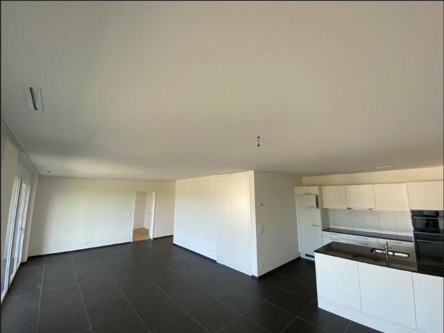 2.5 Zimmer, 86 m², 3. Stock