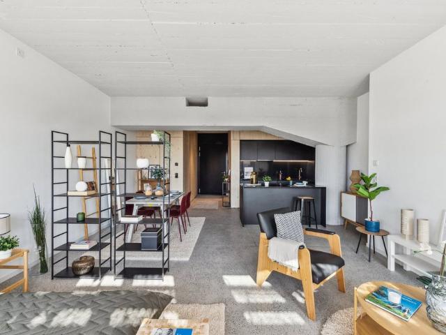2.5 Zimmer, 86 m², 1. Stock