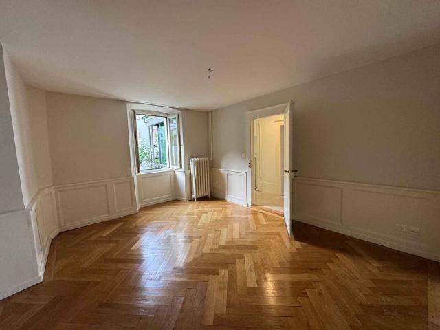 2.5 Zimmer, 86 m², EG