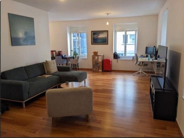2.5 Zimmer, 87 m², EG