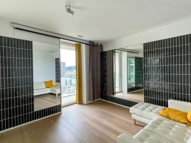 2.5 Zimmer, 89 m², 13. Stock