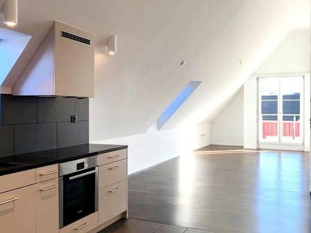 2.5 Zimmer, 80 m², 3. Stock