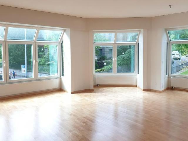2.5 Zimmer, 80 m², 3. Stock