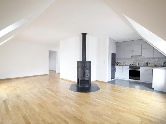 2.5 Zimmer, 80 m², 3. Stock