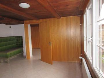 2.5 Zimmer, 70 m², 1. Stock