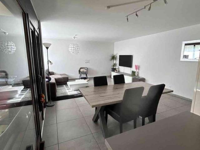 2.5 Zimmer, 80 m², 2. Stock