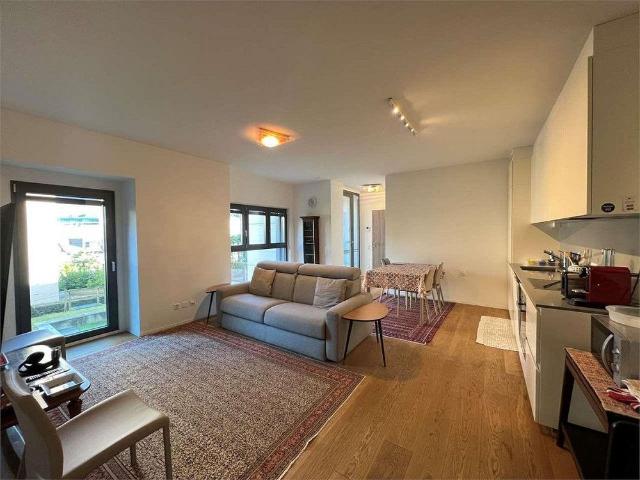 2.5 Zimmer, 80 m², Untergeschoss