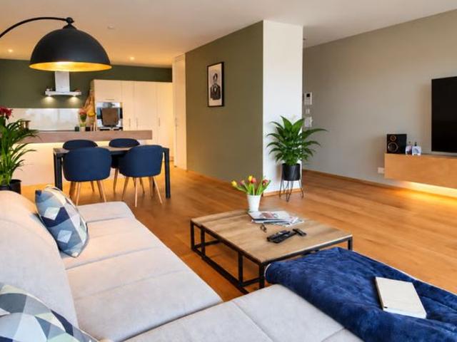 2.5 Zimmer, 81 m², 1. Stock