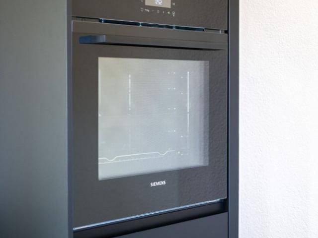 2.5 Zimmer, 81 m², 1. Stock