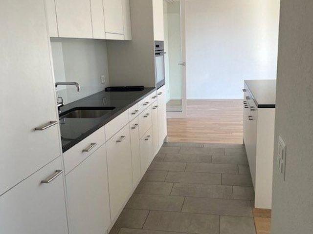 2.5 Zimmer, 81 m², 4. Stock