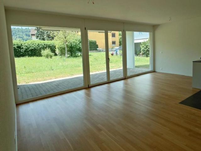 2.5 Zimmer, 81 m², EG